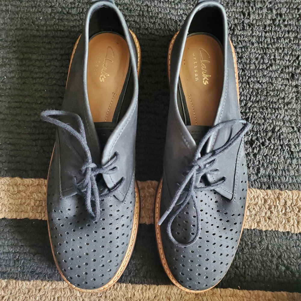 Clark's artisan women's oxfords